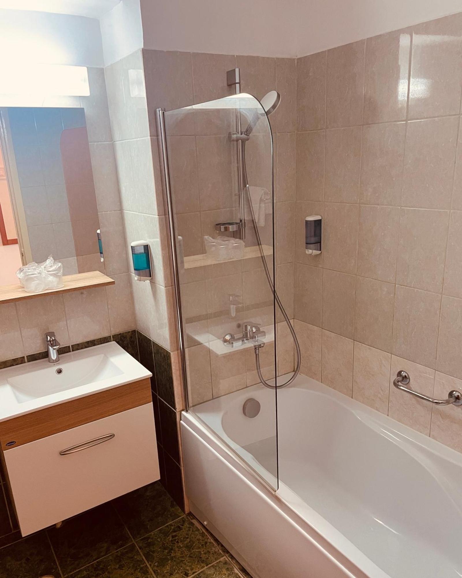 Hotel Moldova 3*